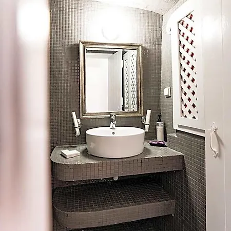 Apart Otel Aspa Caves 4*