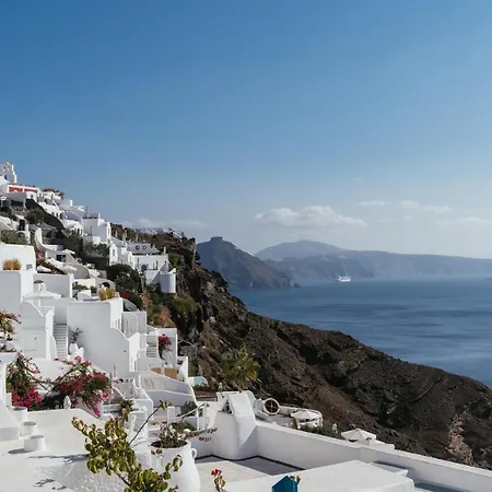 Aspa Caves Oia (Santorini)